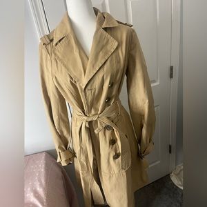 Worthington Trench Coat 🧥
